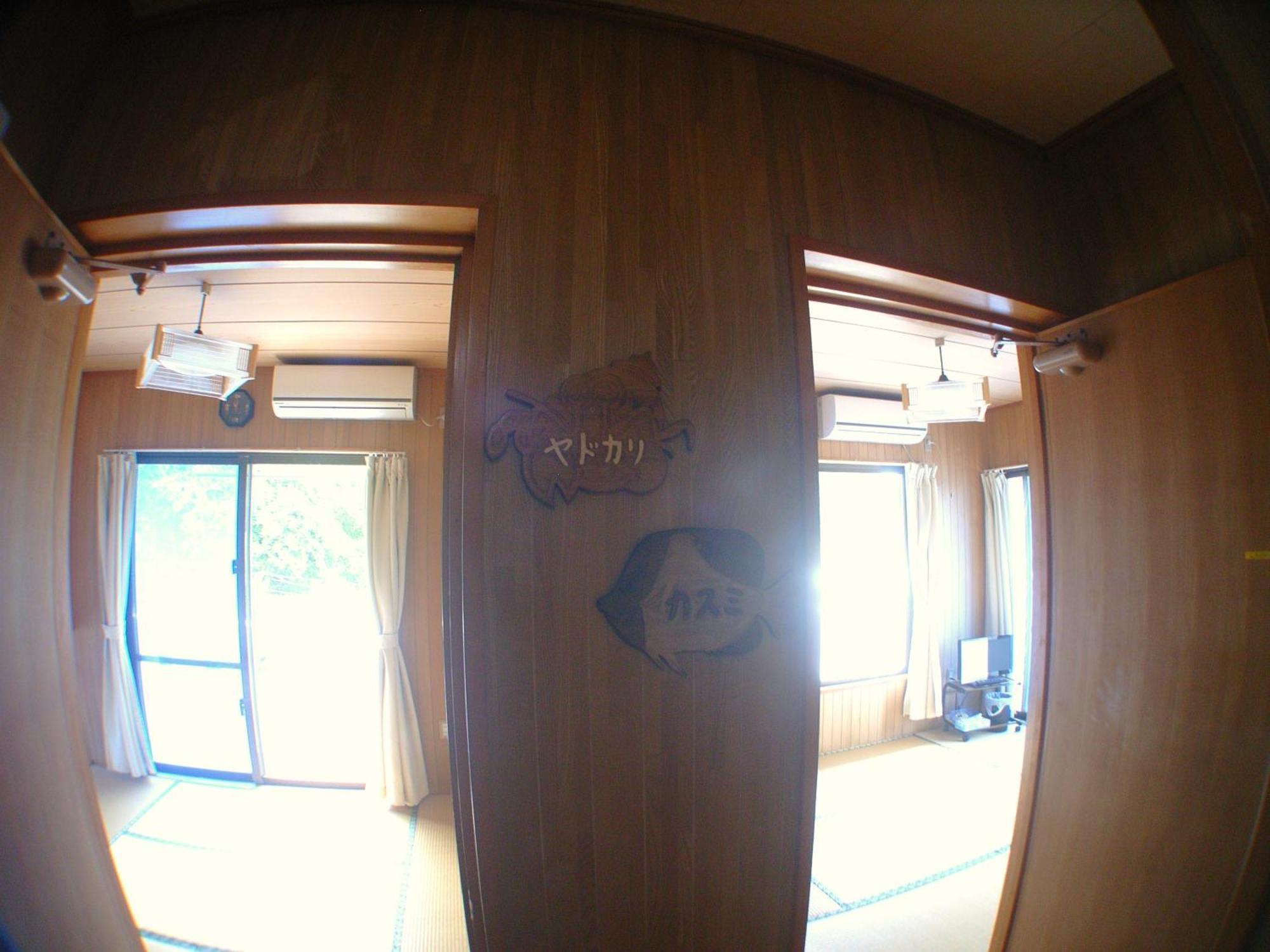 Hotel Minshuku Yadokari à Zamami Extérieur photo